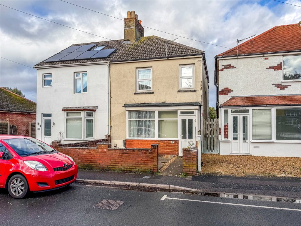 Portfield Road, Christchurch, Dorset, BH23 2AG