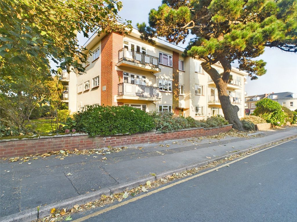 Belle Vue Mansions, Belle Vue Road, Bournemouth, Dorset, BH6 3EJ