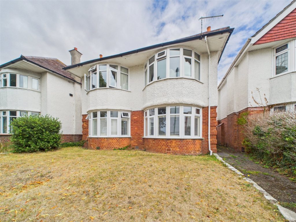 Tuckton Road, Tuckton, Bournemouth, Dorset, BH6 3JZ