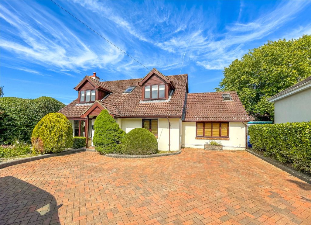 West Road, Bransgore, Christchurch, Dorset, BH23 8BE