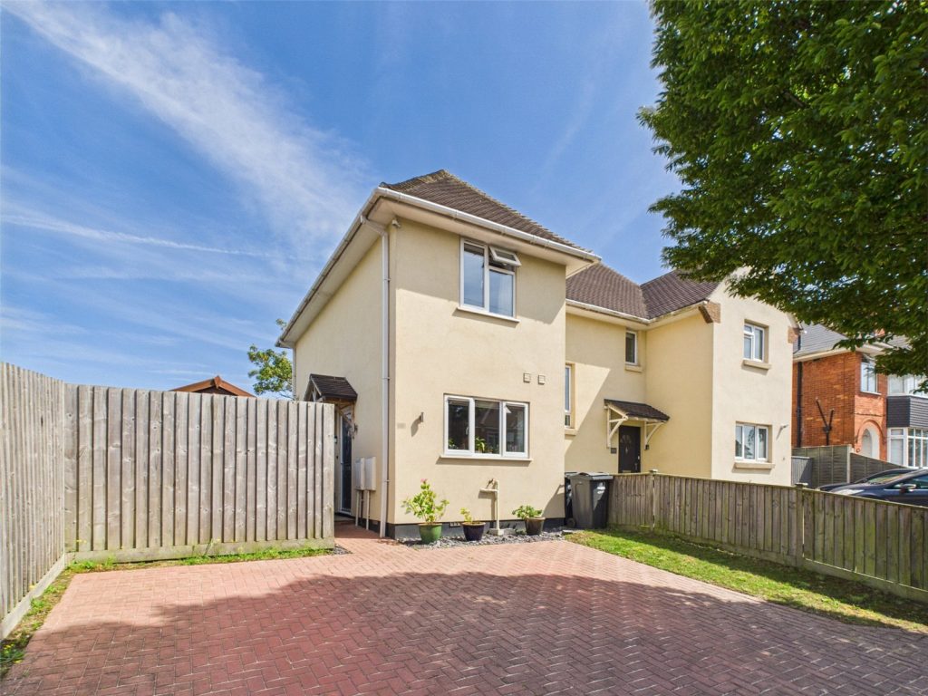 Seafield Road, Southbourne, Bournemouth, BH6 5LL