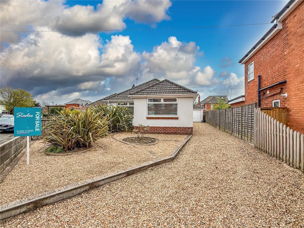 Avon Road West, Christchurch, Dorset, BH23 2DG