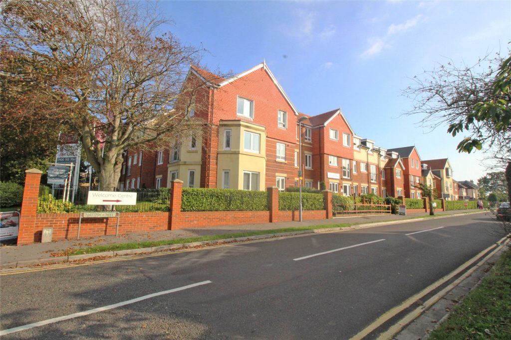 Rothesay Lodge, 2-10 Stuart Road, Highcliffe, Christchurch, BH23 5JS