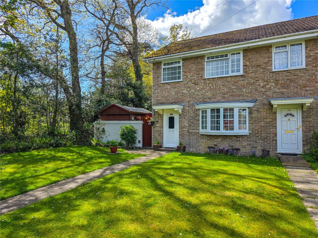 Tresillian Close, Walkford, Christchurch, BH23 5QR