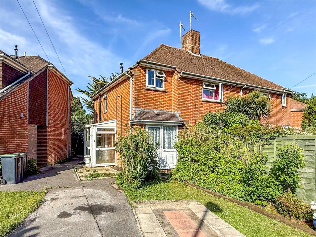 Edward Road, Christchurch, Dorset, BH23 3EJ