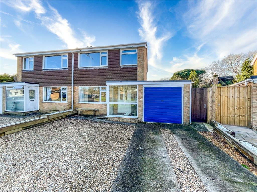Vinneys Close, Burton, Christchurch, Dorset, BH23 7HT