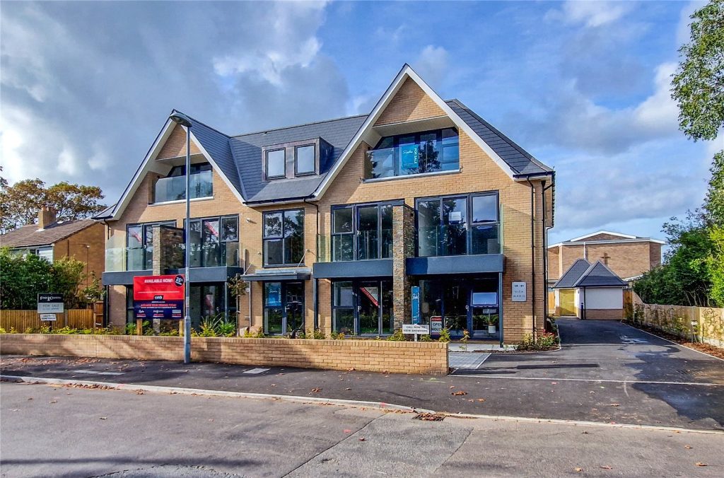 Wortley Road, Highcliffe, Christchurch, Dorset, BH23 5DR