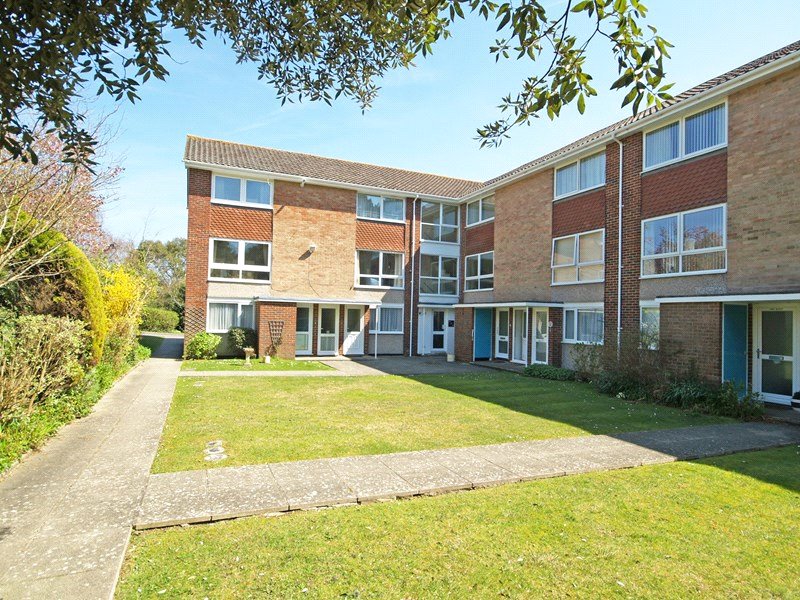 Marryat Court, Montagu Road, Highcliffe, Dorset, BH23 5JU