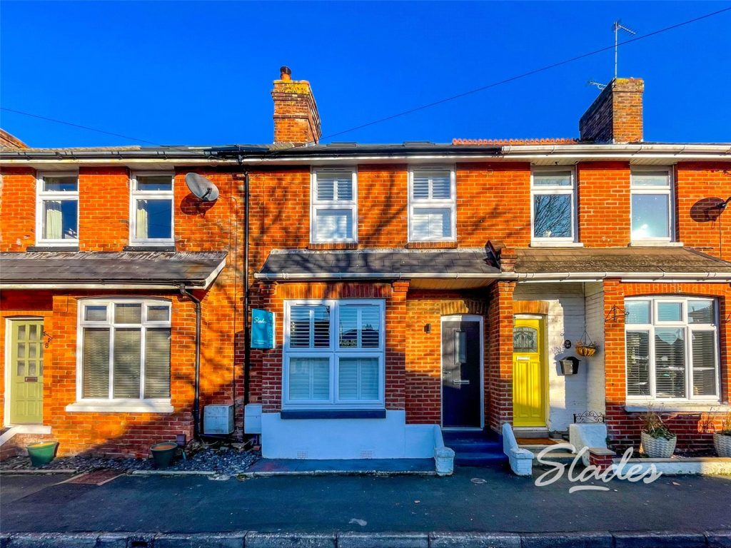 Stourbank Road, Christchurch, BH23 1LH