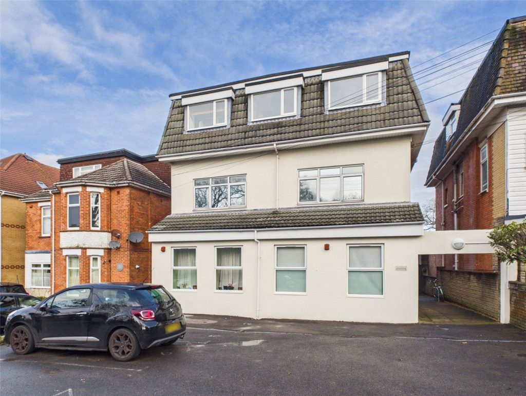 Southbourne Road, Southbourne, Bournemouth, Dorset, BH6 3QQ