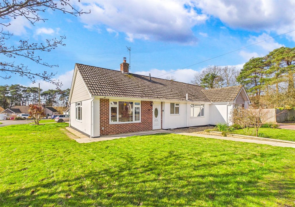 Bransgore Gardens, Bransgore, Christchurch, Dorset, BH23 8JD