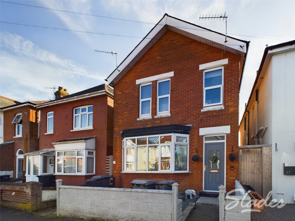 Kimberley Road, Bournemouth, BH6 5EX