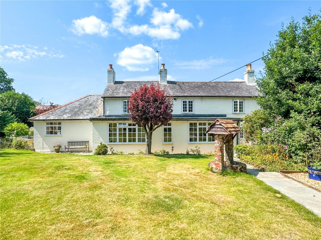 Harrow Road, Neacroft, Christchurch, Dorset, BH23 8JW