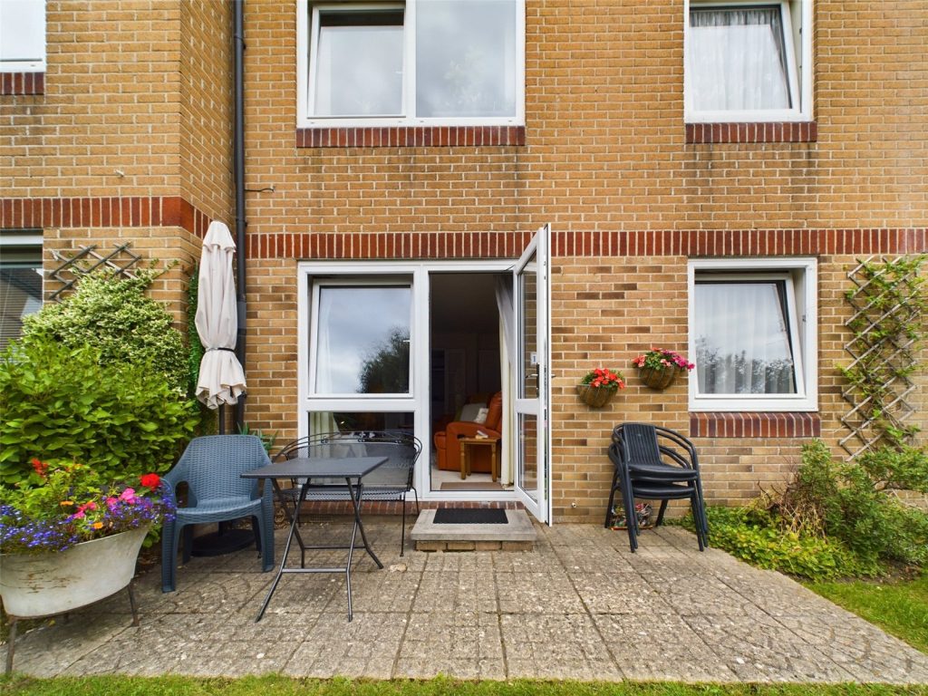 Sea Road, Boscombe, Bournemouth, BH5 1DG