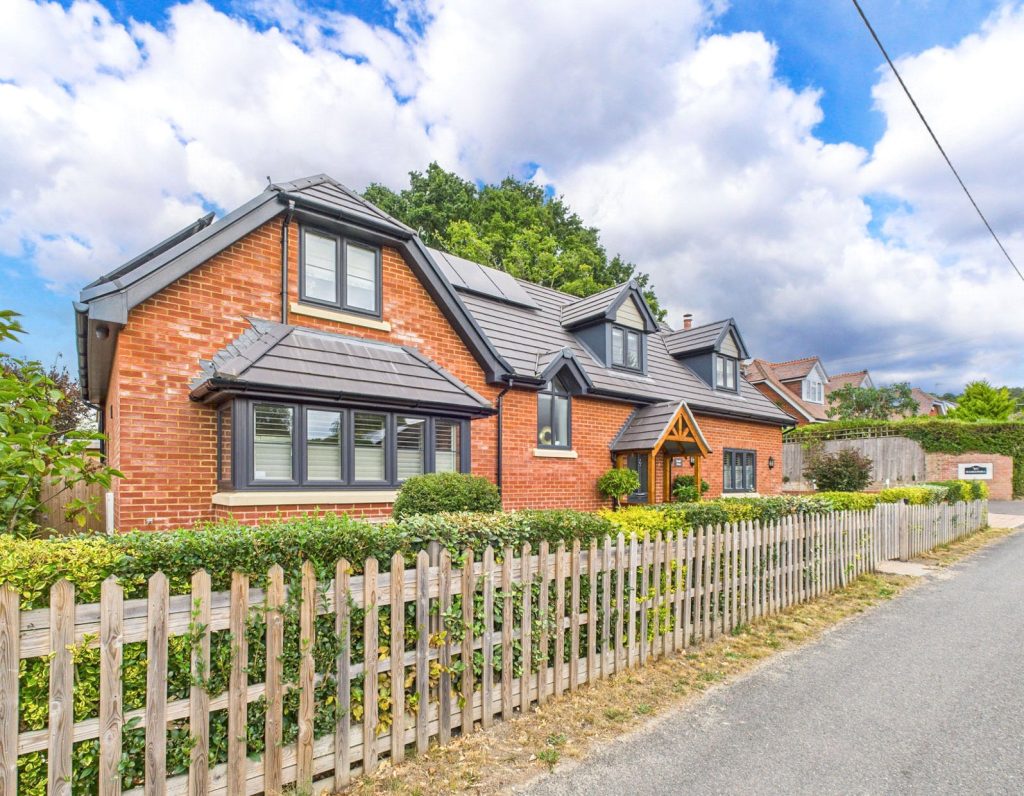 Poplar Lane, Bransgore, Christchurch, Dorset, BH23 8JE