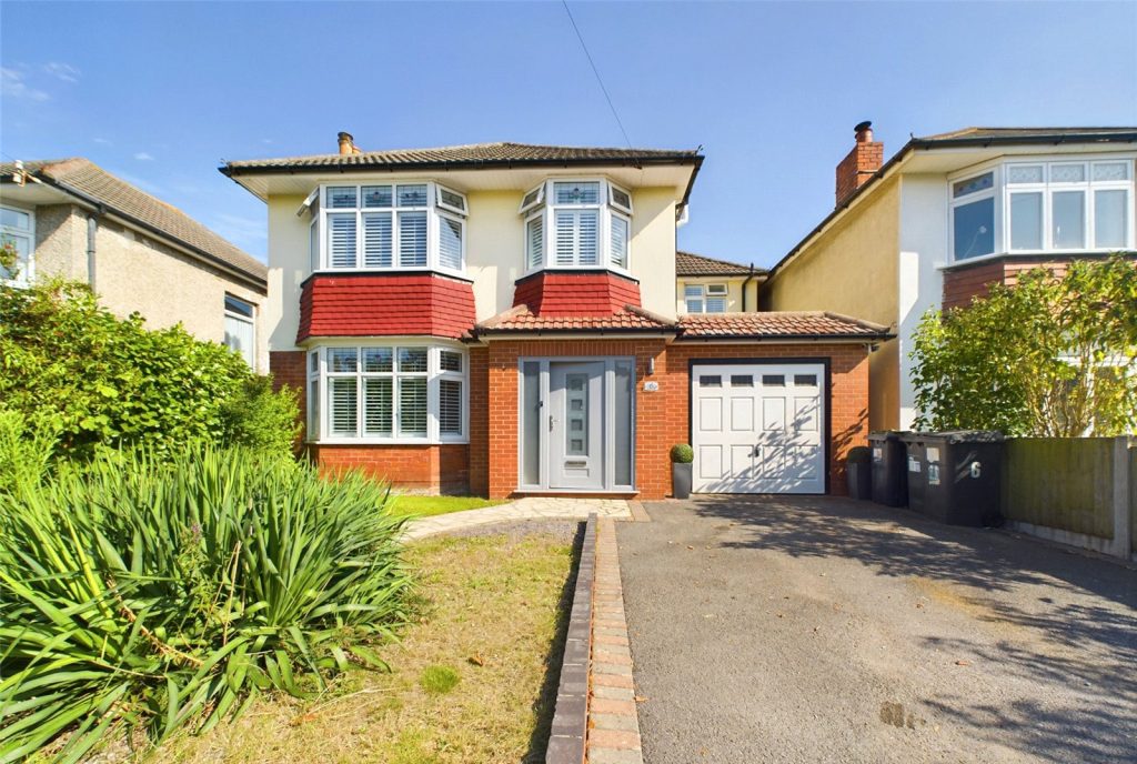 Brightlands Avenue, Hengistbury Head, Bournemouth, BH6 4HG