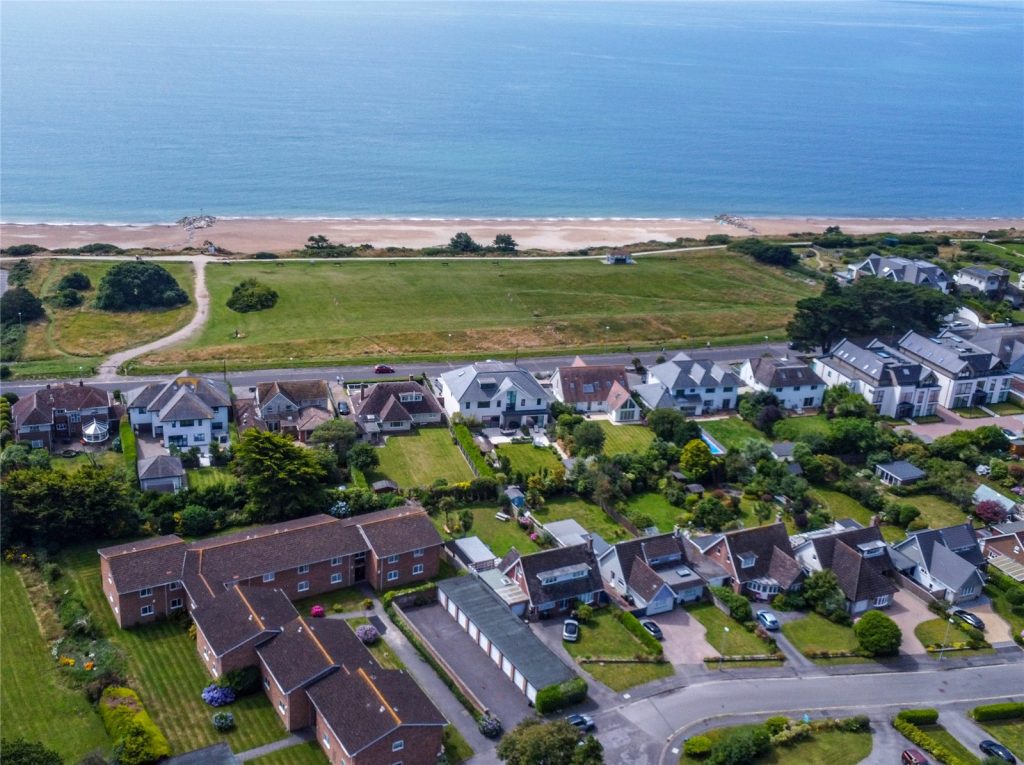 Waterford Gardens, Highcliffe, Christchurch, Dorset, BH23 5LH