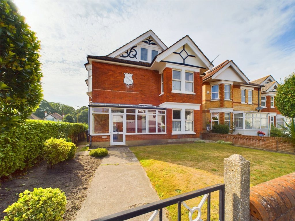 Chestnut Avenue, Southbourne, Bournemouth, BH6 3SP