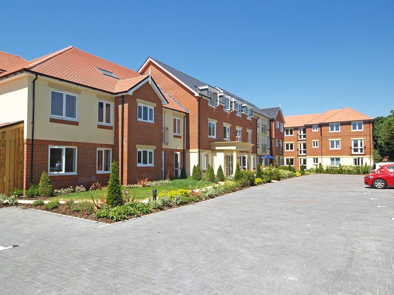 Rothesay Lodge, 2-10 Stuart Road, Christchurch, Dorset, BH23 5JS