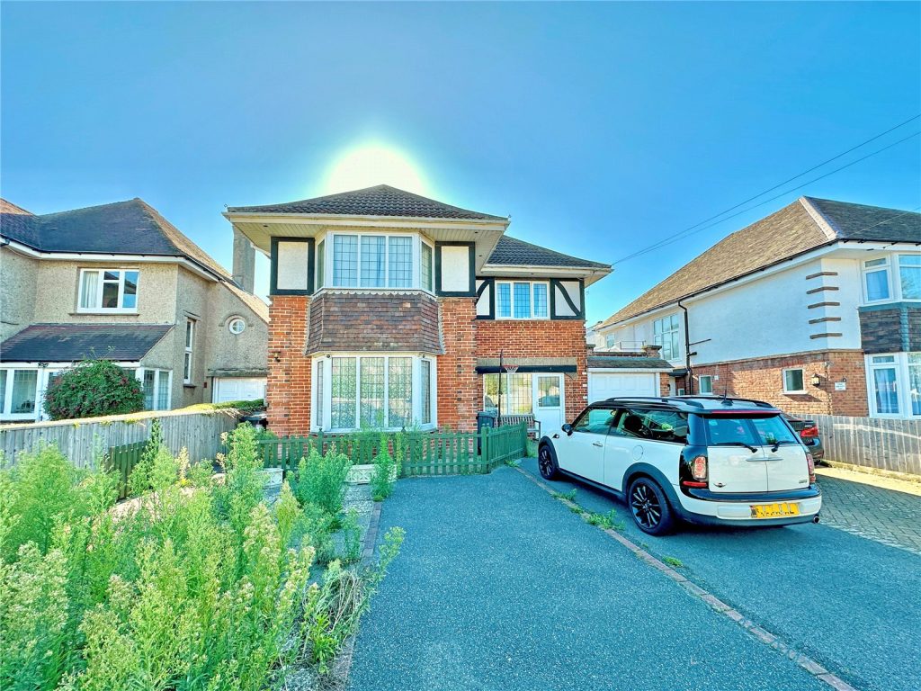 Clifton Road, Bournemouth, BH6 3PA