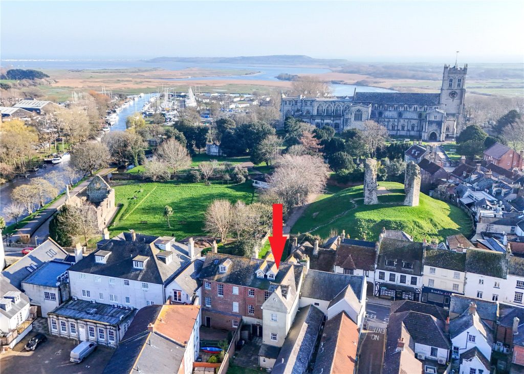 Castle Street, Christchurch, Dorset, BH23 1DT