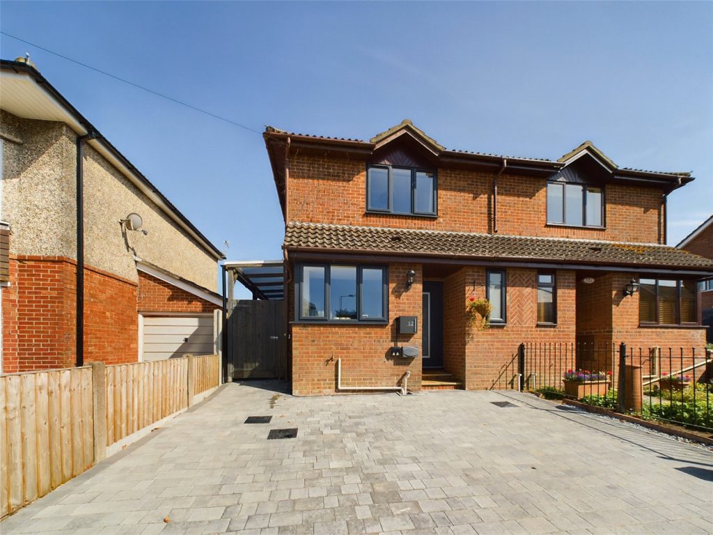 Somerset Road, Christchurch, Dorset, BH23 2ED
