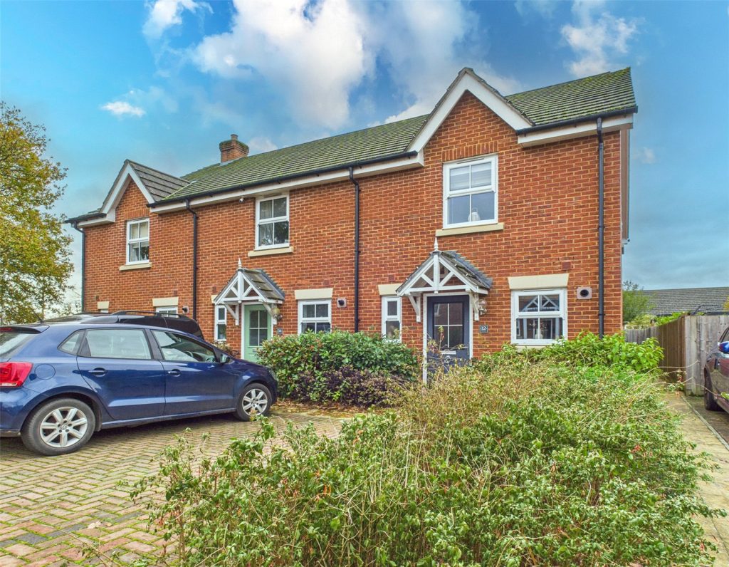 Marryat Way, Bransgore, Christchurch, Dorset, BH23 8FG