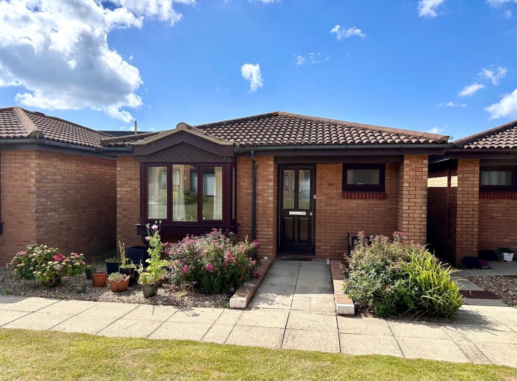Admiralty Road, Bournemouth, BH6 4BL
