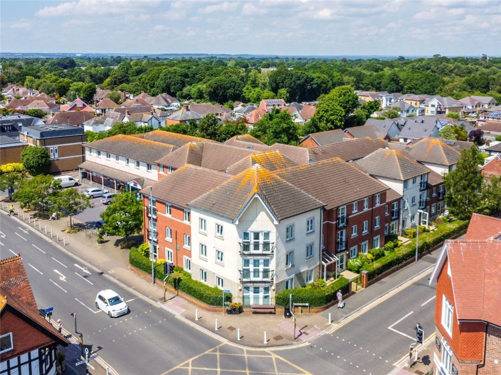 Lymington Road, Highcliffe, Christchurch, Dorset, BH23 5HD