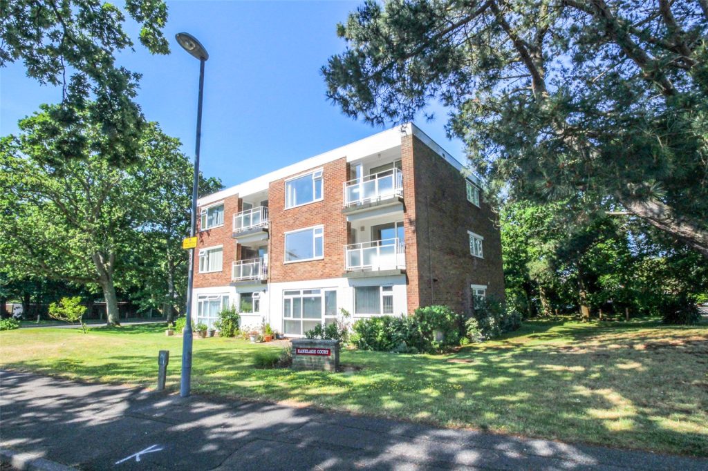 Maple Close, Highcliffe, Christchurch, Dorset, BH23 5BZ