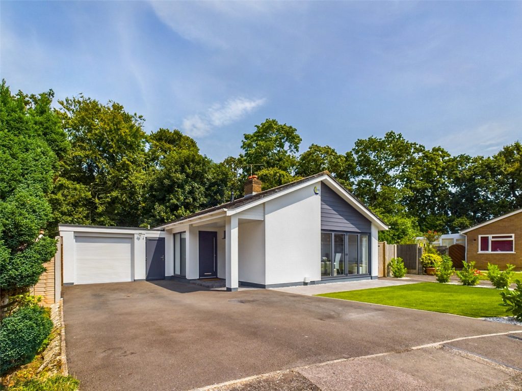 Hazel Close, Highcliffe, Dorset, BH23 4PS