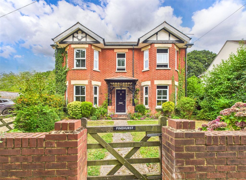 Ringwood Road, Bransgore, Christchurch, Dorset, BH23 8AA