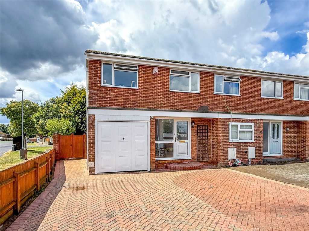 Brinsons Close, Burton, Christchurch, Dorset, BH23 7HS