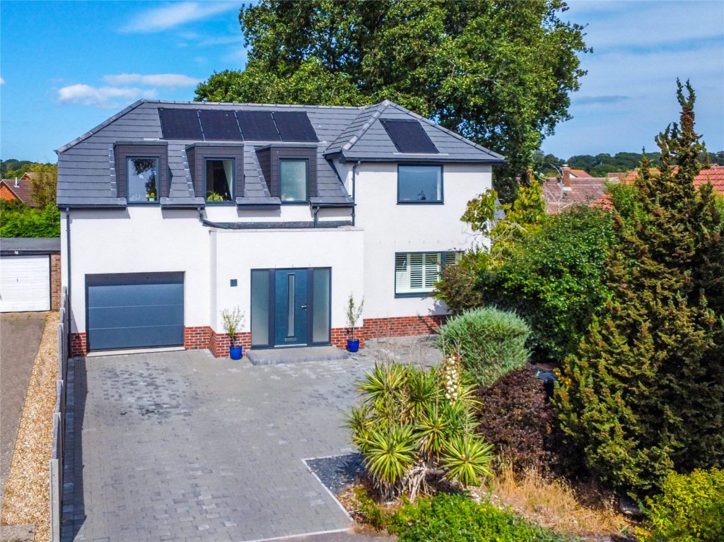 Westfield Gardens, Highcliffe, Dorset, BH23 4SF