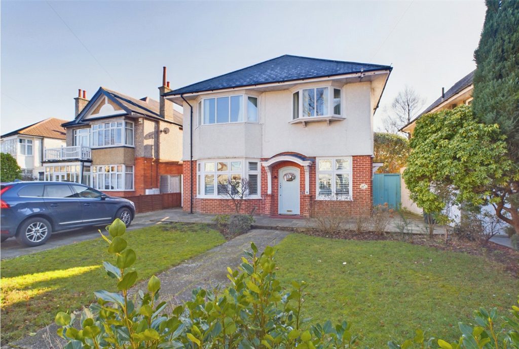 Wentworth Avenue, Bournemouth, Dorset, BH5 2ED