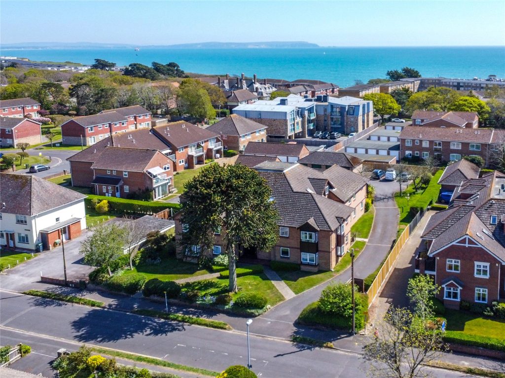 Wortley Road, Highcliffe, Christchurch, Dorset, BH23 5DT