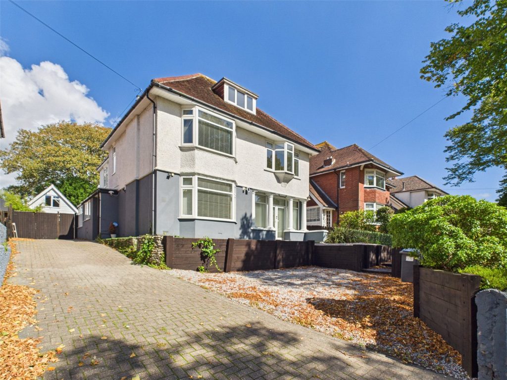 Wentworth Avenue, Bournemouth, Dorset, BH5 2EQ