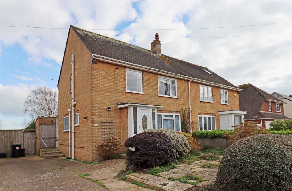 Sunnylands Avenue, Bournemouth, Dorset, BH6 4HH