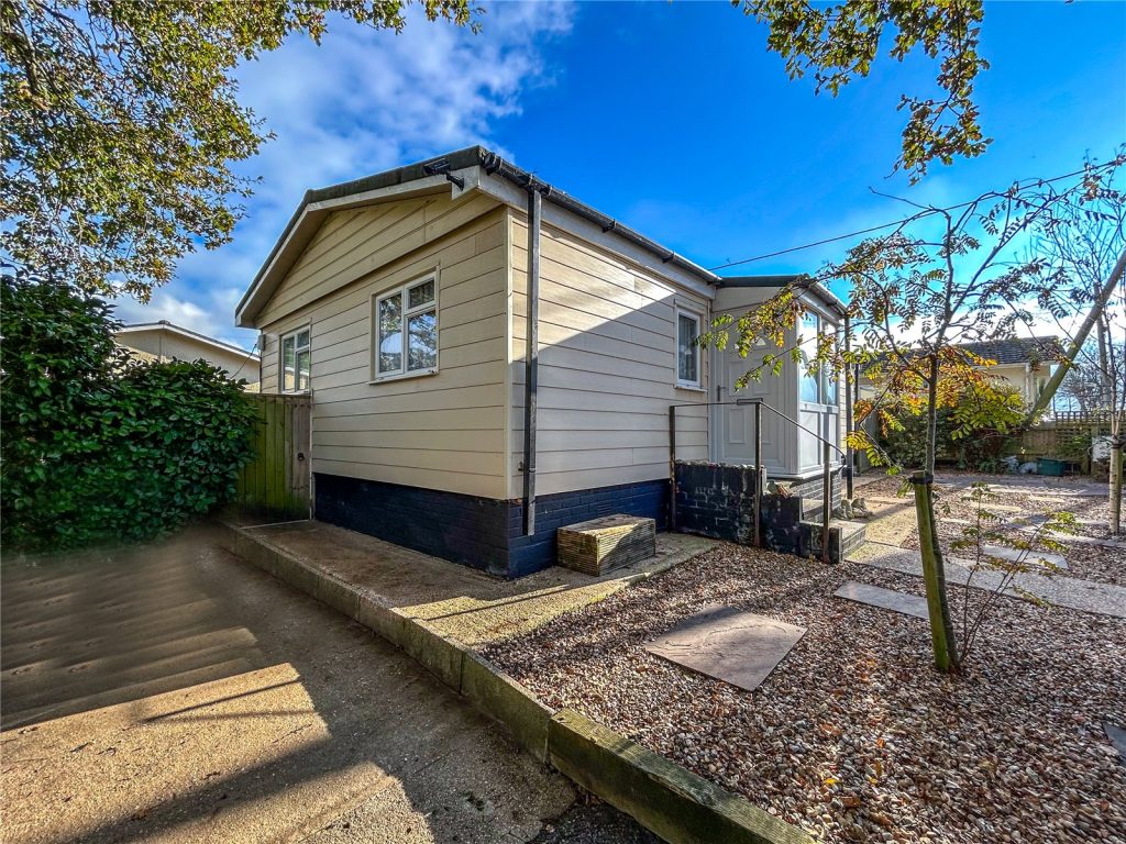 The Cul-de-Sac, Naish Estate, New Milton, Hampshire, BH25 7RU