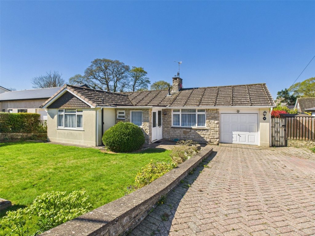 Copse Way, Highcliffe, Dorset, BH23 4ND