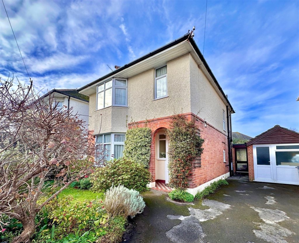Danesbury Avenue, Tuckton, Bournemouth, Dorset, BH6 3AG