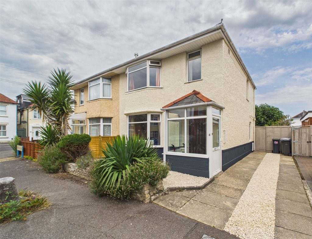 Boreham Road, Bournemouth, Dorset, BH6 5BW