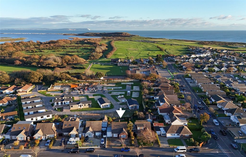 Verwood Crescent, Hengistbury Head, Bournemouth, Dorset, BH6 4JE