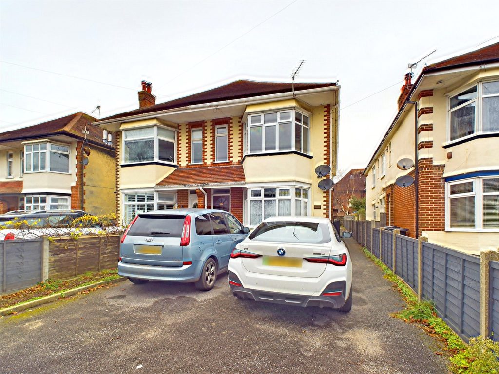 Christchurch Road, Bournemouth, Dorset, BH7 6EA