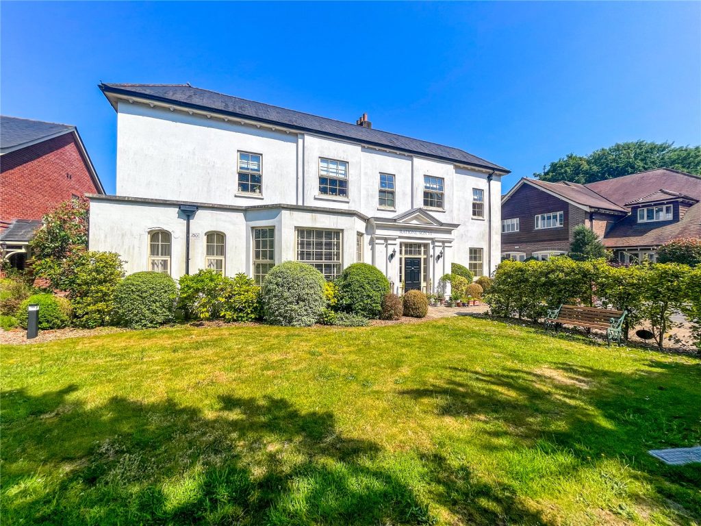 Redwood Drive, Winkton, Christchurch, Dorset, BH23 7BP