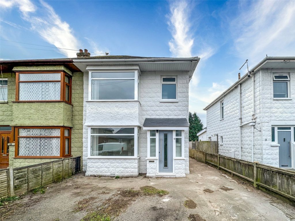 Mill Road, Christchurch, Dorset, BH23 2JY