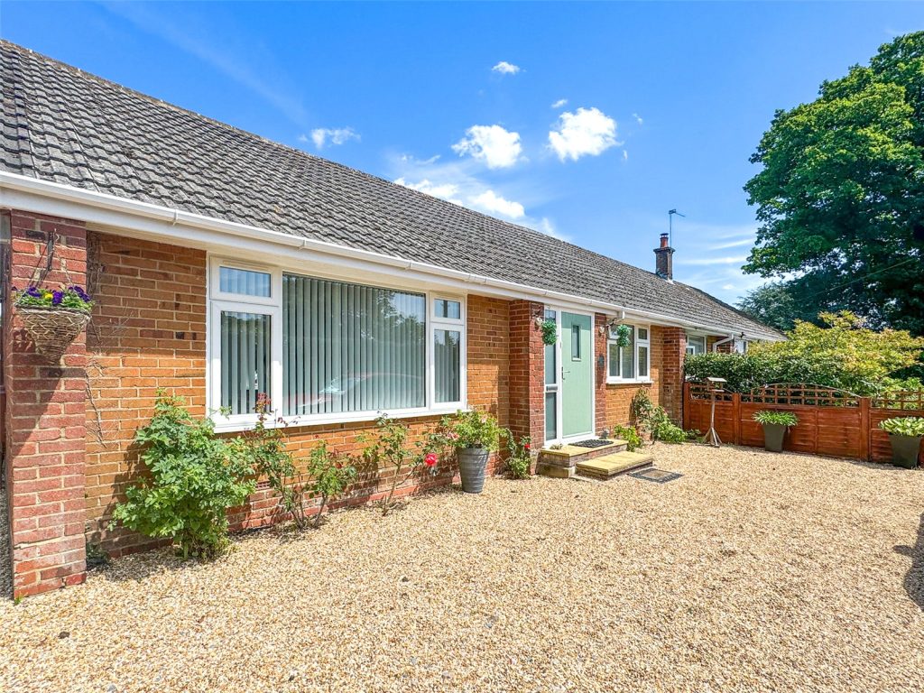 Burley Road, Bransgore, Christchurch, Dorset, BH23 8DQ