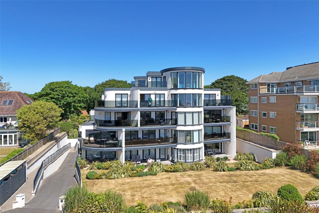 Boscombe Overcliff Drive, Bournemouth, Dorset, BH5 1FH