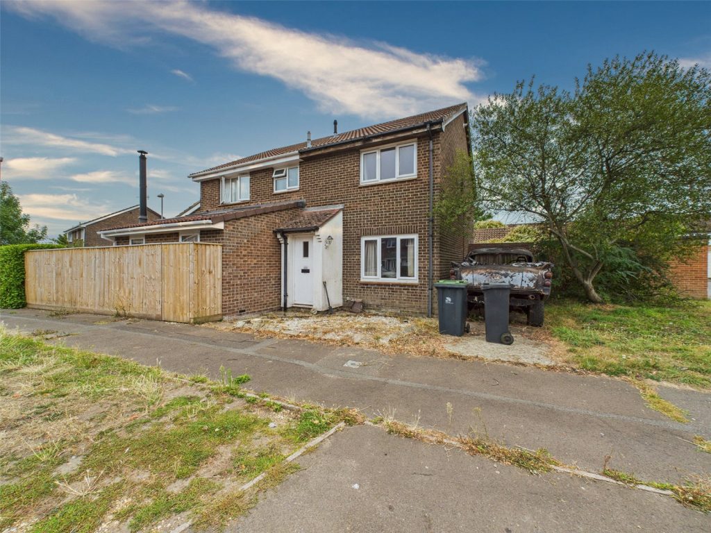 Rodney Drive, Christchurch, Dorset, BH23 3JF