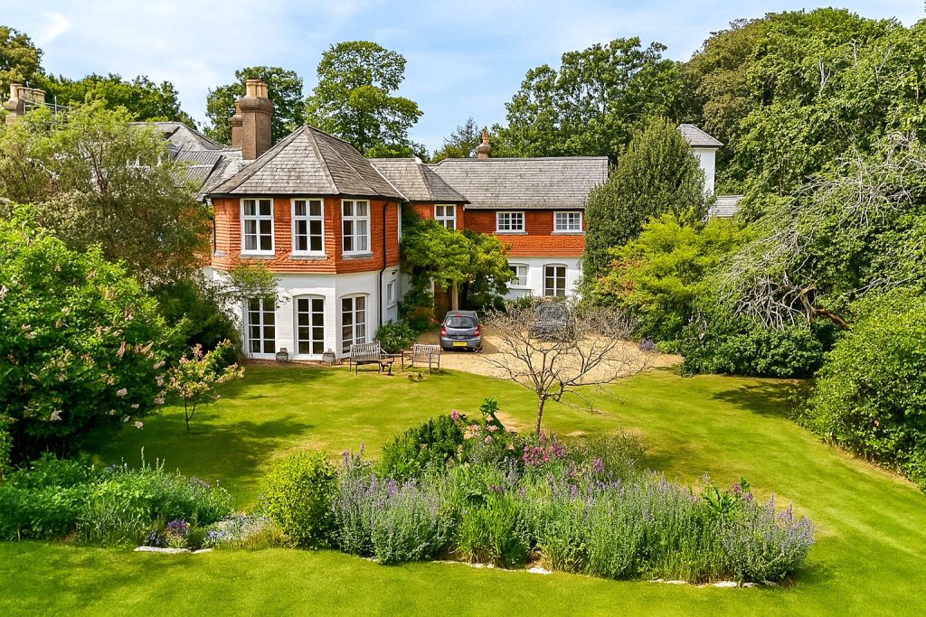 Lyndhurst Road, Christchurch, Dorset, BH23 4SG